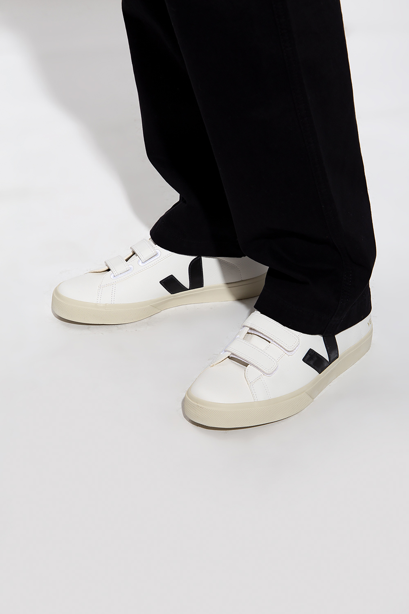 Veja true to on sale size